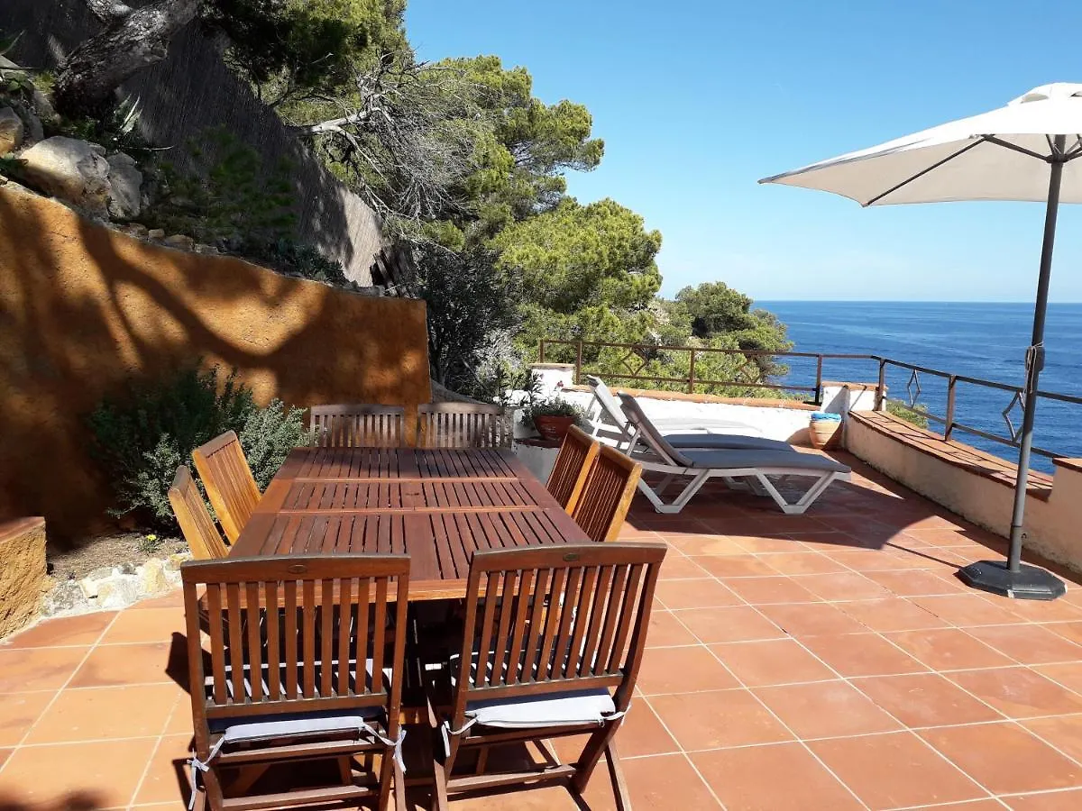 Villa Transatlantique En Premiere Ligne De Mer Dite Villa Esmeralda Llafranc