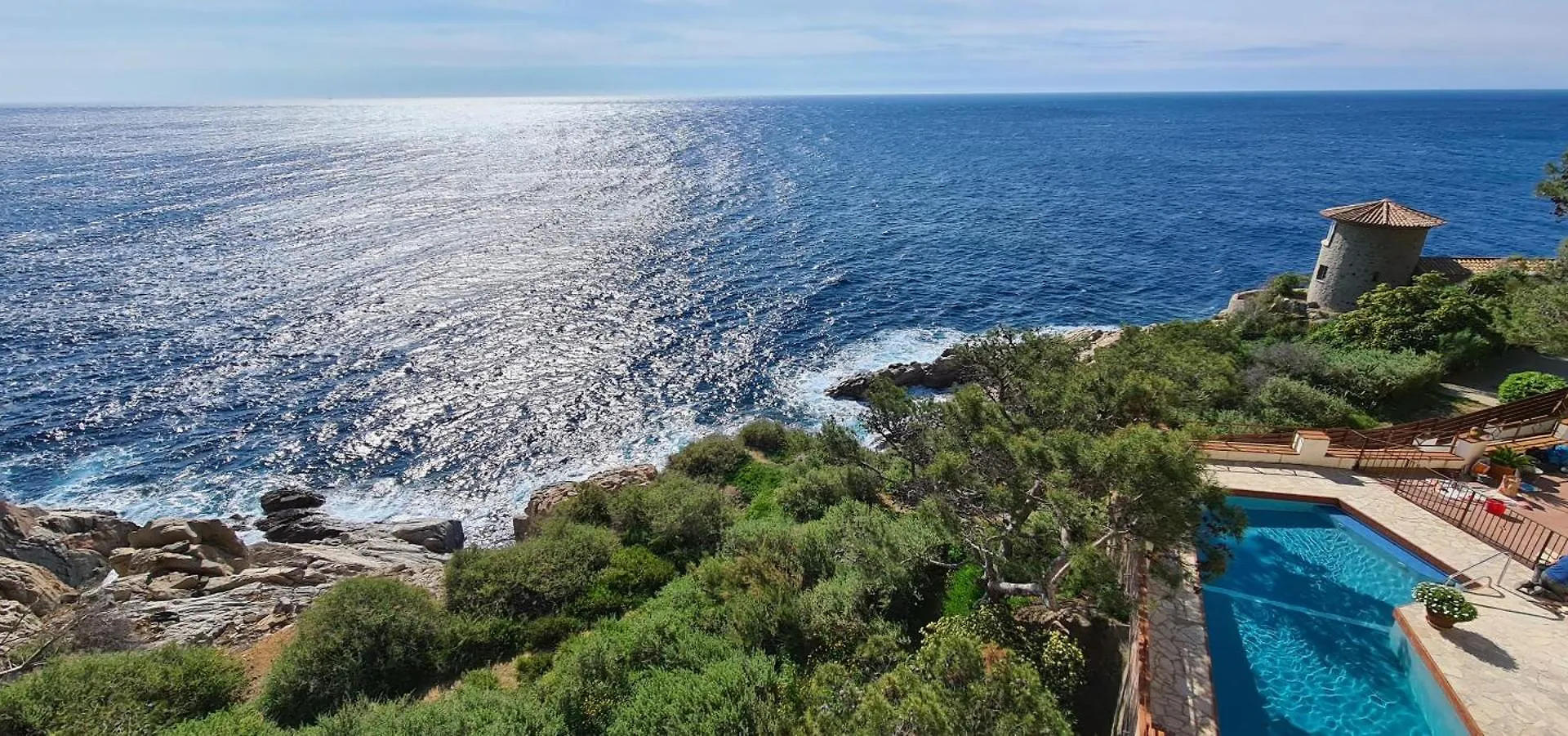Villa Transatlantique en première ligne de mer dite Villa Esmeralda Llafranc 0*,  Spagna